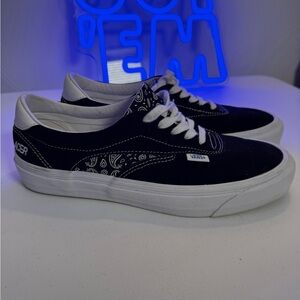 Vans acer Paisley Black and White Sneakers bandana